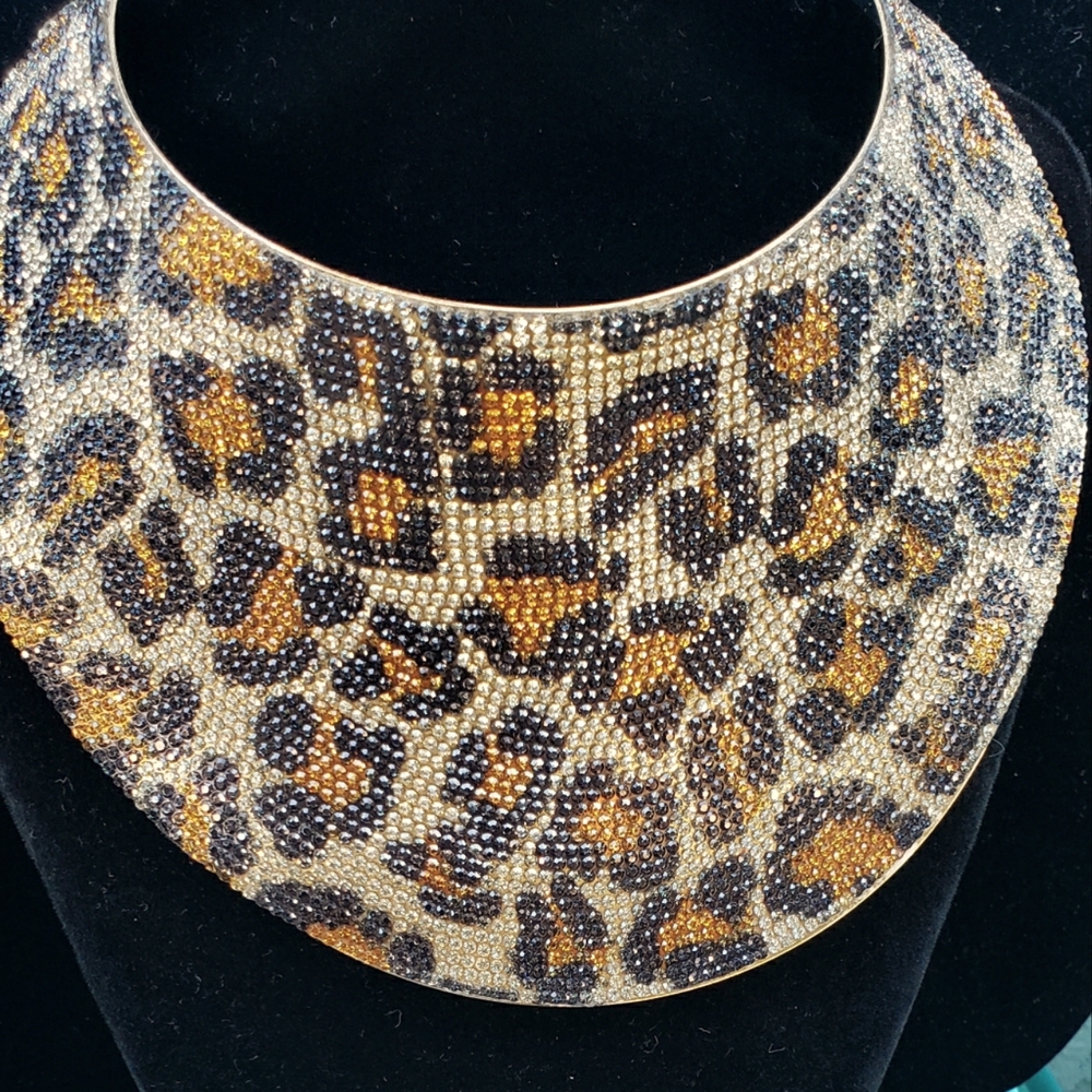 COPY - Animal print crystal bib necklace